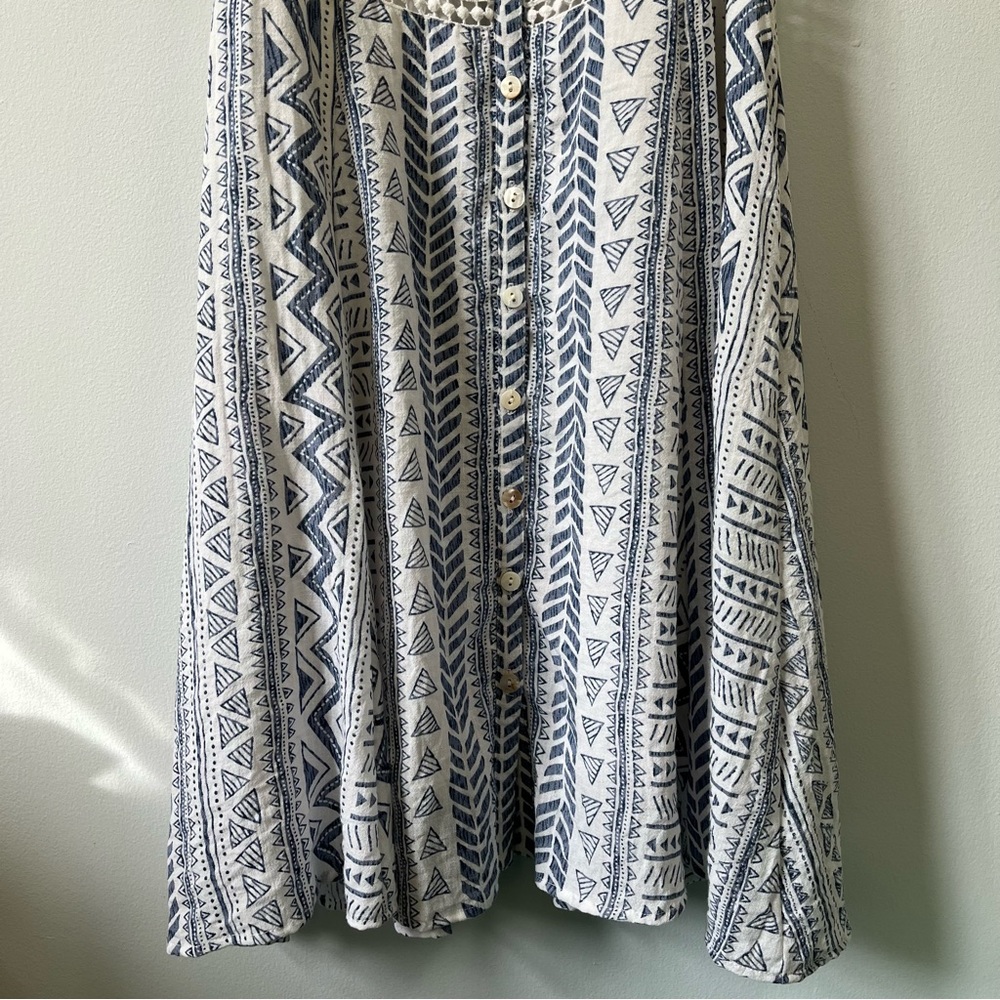 Miss Me Blue & White V-neck Sleeveless Crochet Waist Racerback Dress, Size L - Picture 4 of 11